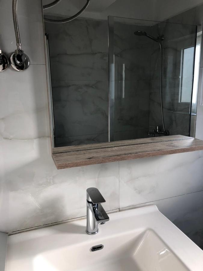 Sandri Apartment Himare Eksteriør bilde