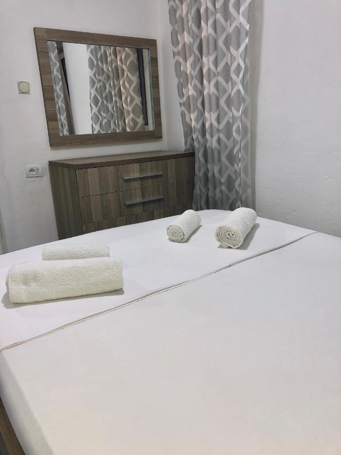 Sandri Apartment Himare Eksteriør bilde