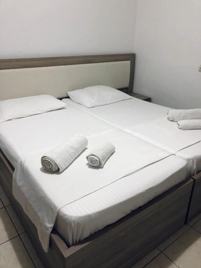 Sandri Apartment Himare Eksteriør bilde