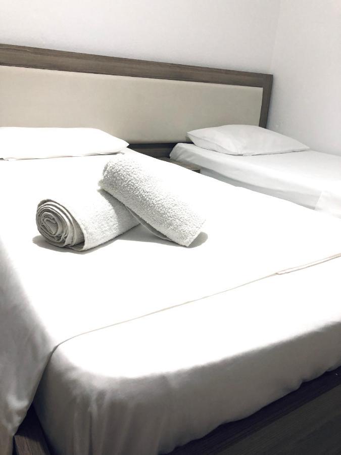 Sandri Apartment Himare Eksteriør bilde